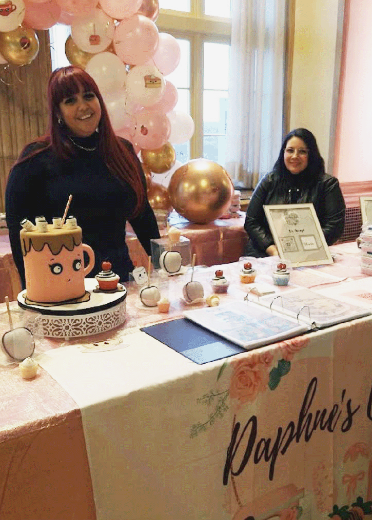 Cooking demonstration with chef and audience at the Expo